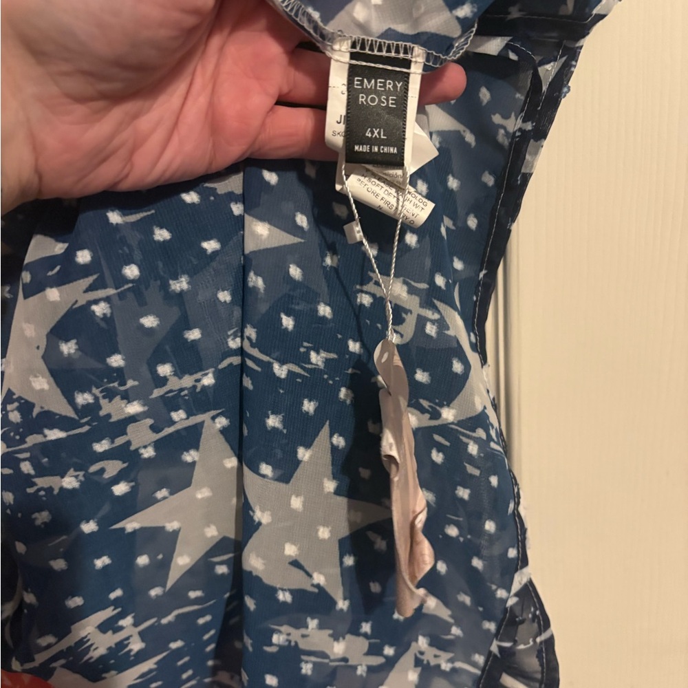 184- NWT - SHEIN Red White and Blue Star & Stripe Sheer Kimono - Picture 2 of 3